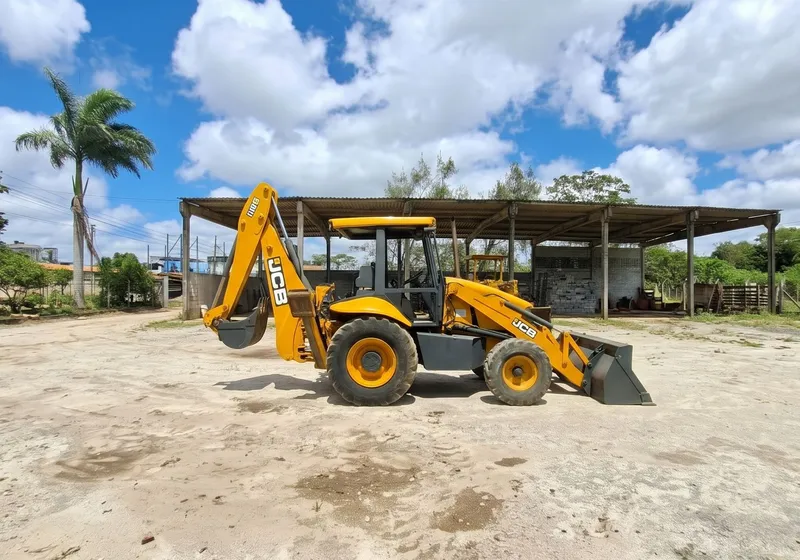 Retroescavadeira JCB 3C - Miniatura 4