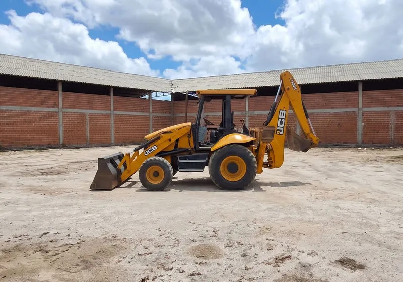 Retroescavadeira JCB 3C - Miniatura 5
